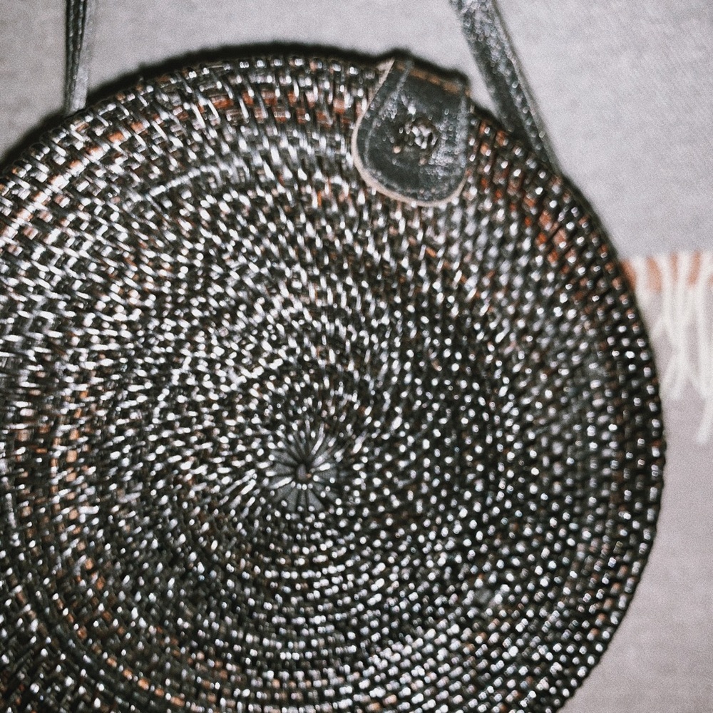 Street Level crossbody